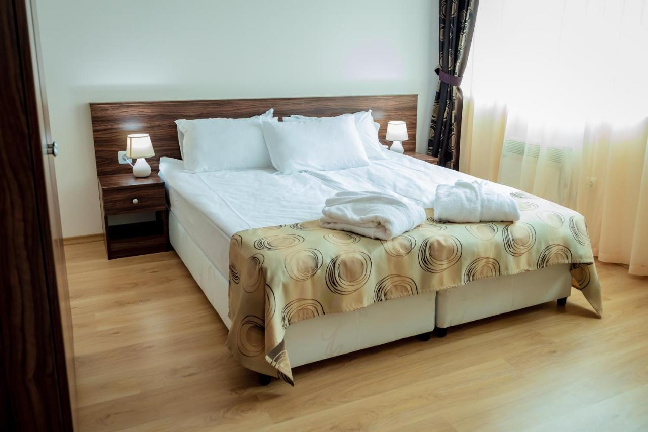 בנסקו Apart Hotel Sirona מראה חיצוני תמונה