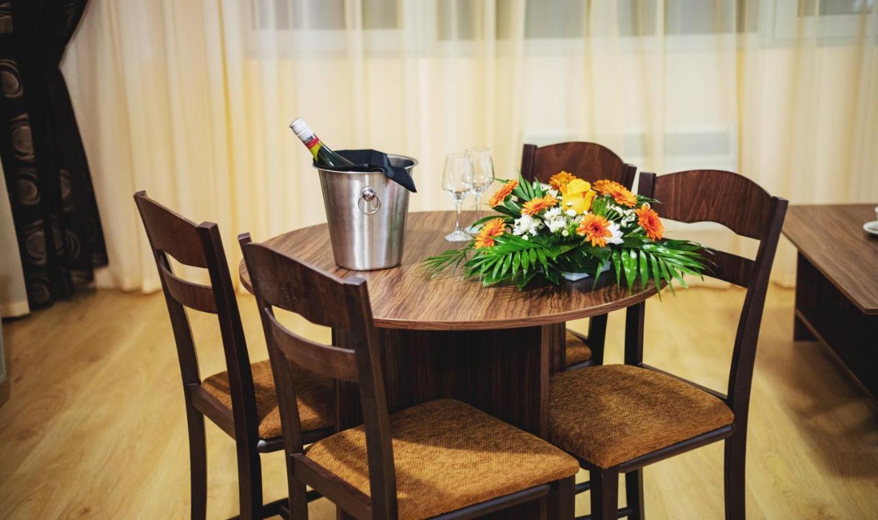 בנסקו Apart Hotel Sirona מראה חיצוני תמונה